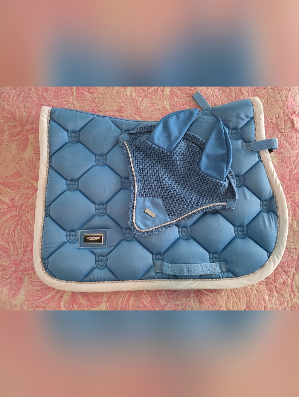 Equestrian Stockholm Blue Saddle Pad and Ear Bonnet Set- Jump FULL like New! - Picture 3 of 6